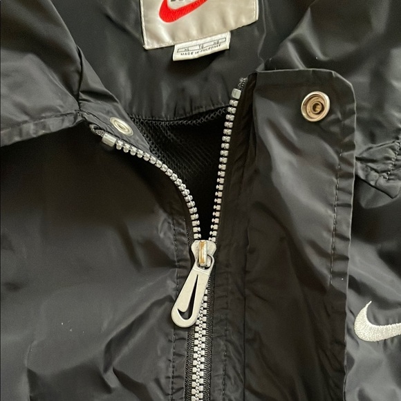 Nike Black Jacket - Picture 6 of 15